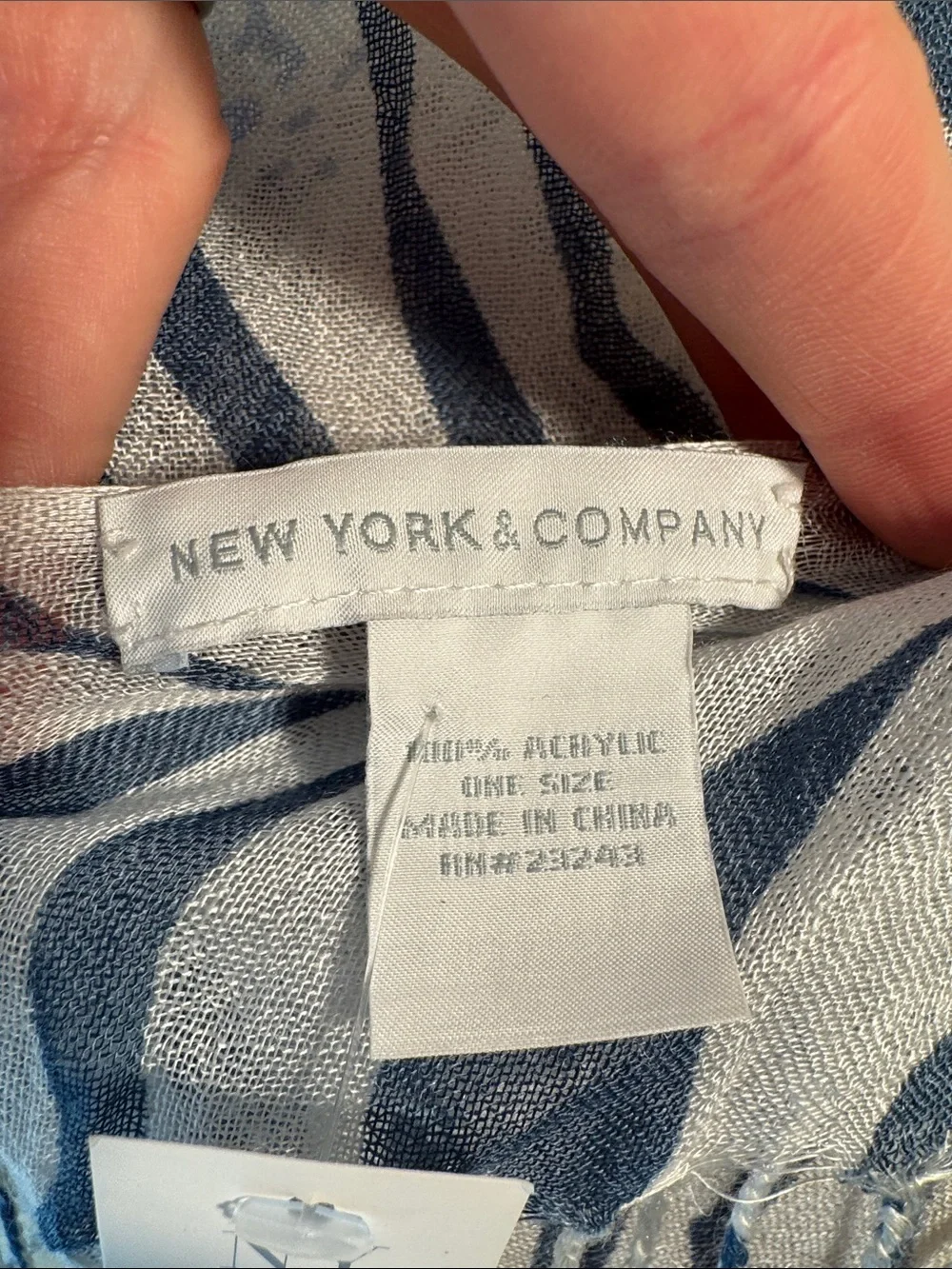 NWT  New York and company lightweight scarf.  Slate blue on white.